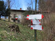 62 Ai Fenii prendiamo a sx il sent. 597A che scende a Bracca in direttissima